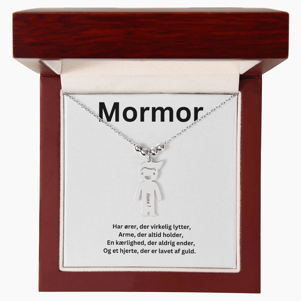 En kærlighedserklæring til mormor- Hver charm bærer et unikt navn, der symboliserer vores uendelige kærlighed til dig.